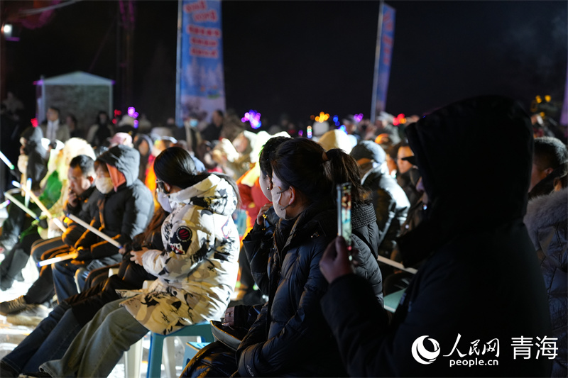 活動現(xiàn)場熱鬧非凡。人民網(wǎng) 馬可欣攝
